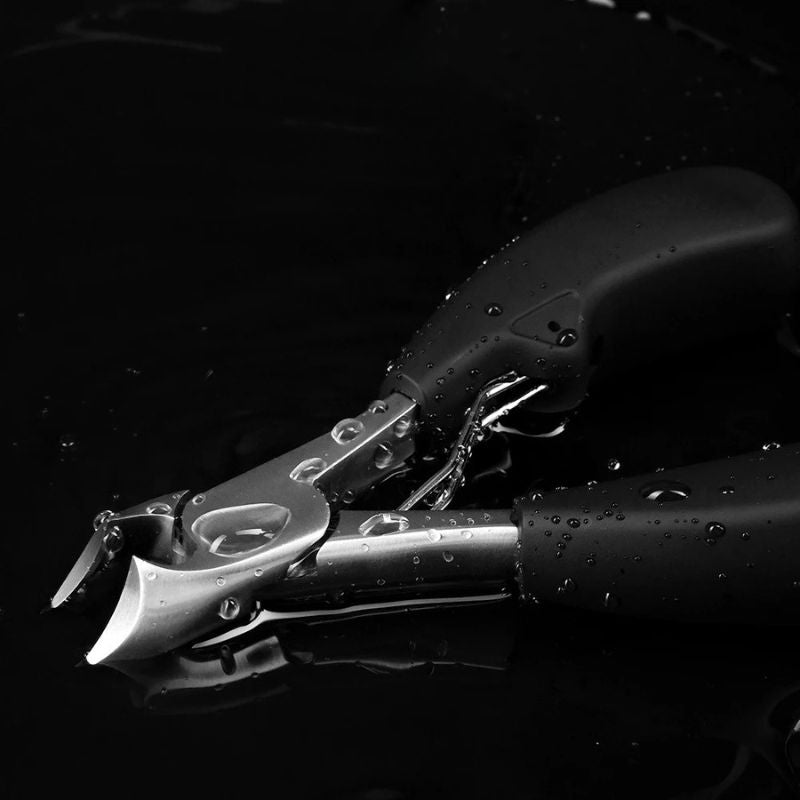 Blisswell™ - Painless Precision 6-In-1 Nail Clipper Set (50% Off)