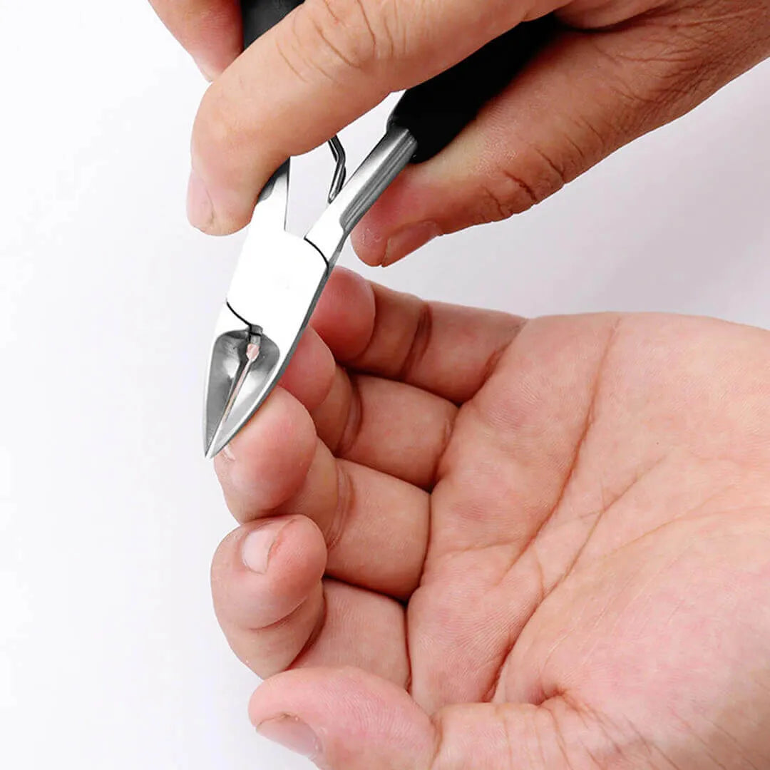 Blisswell™ - Painless Precision 6-In-1 Nail Clipper Set