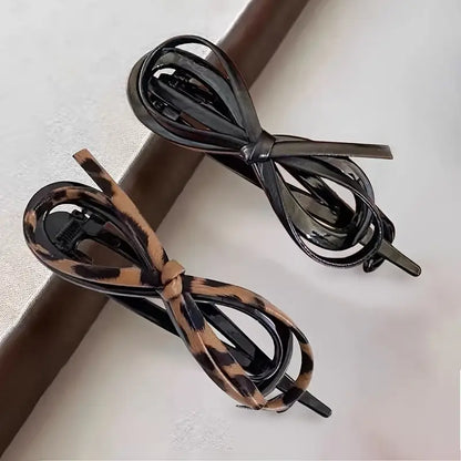 Velverra™ – PU Leather Bow Hair Clip (1+1 Free)