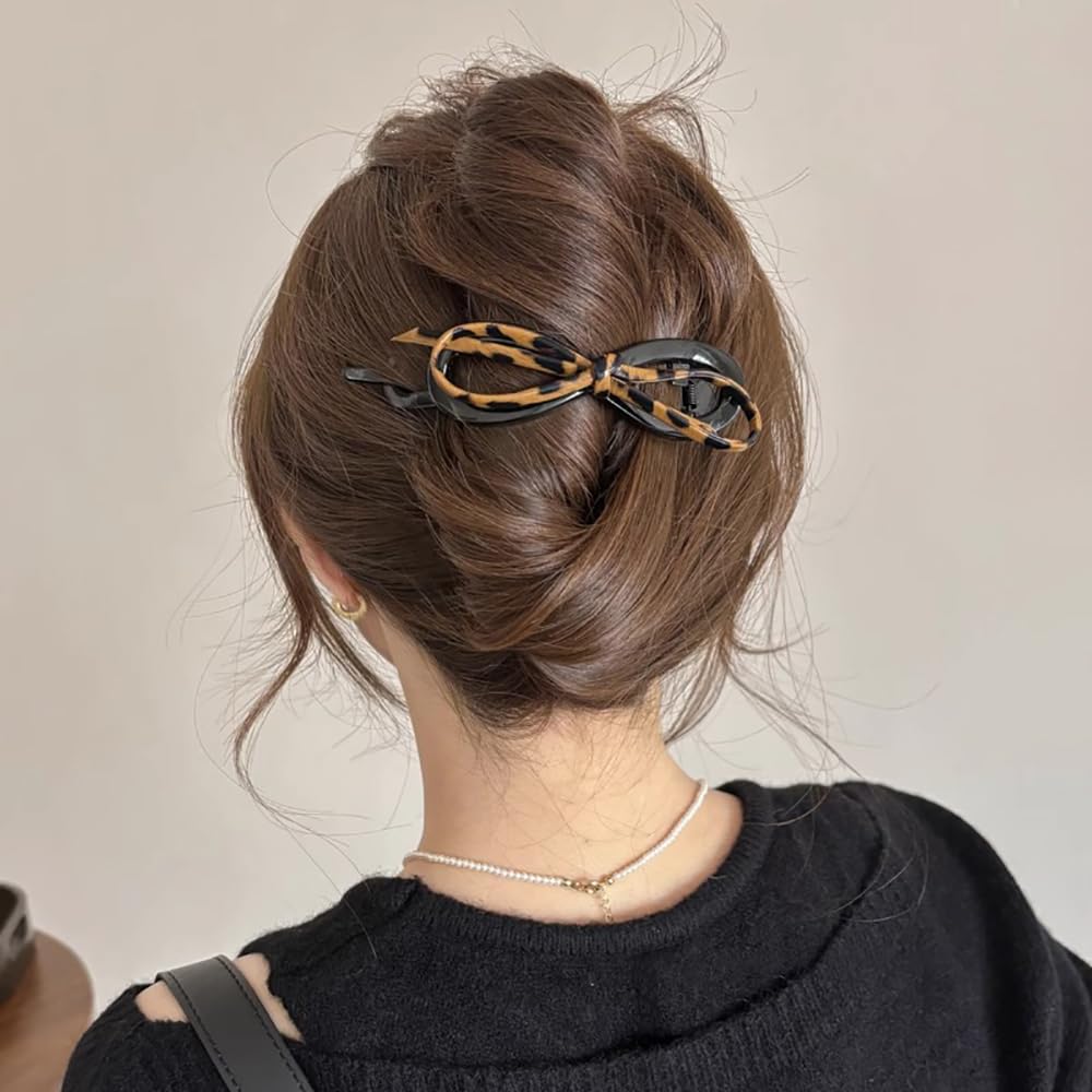 Velverra™ – PU Leather Bow Hair Clip (1+1 Free)