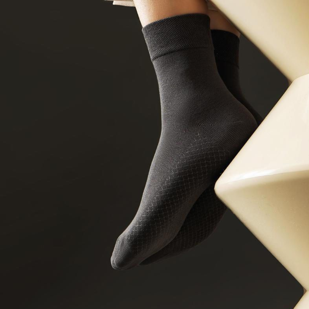 Heathex™ – Graphene Anti-Odor Thermal Socks (50% Off)