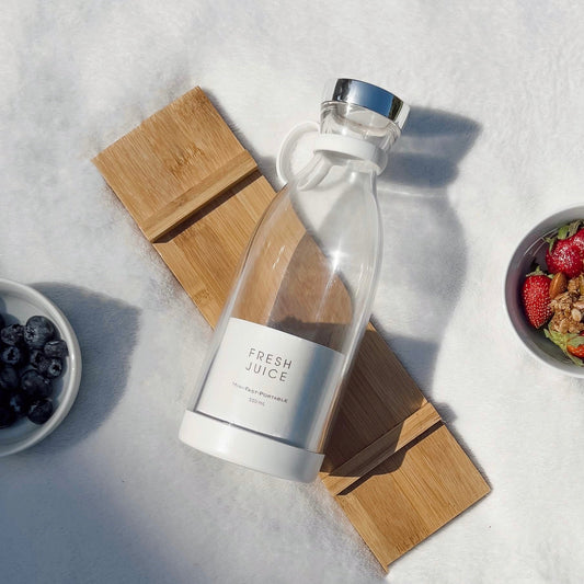 Vitablend™ - Portable Blender for Cool, Healthy Drinks Anywhere (60% Off)