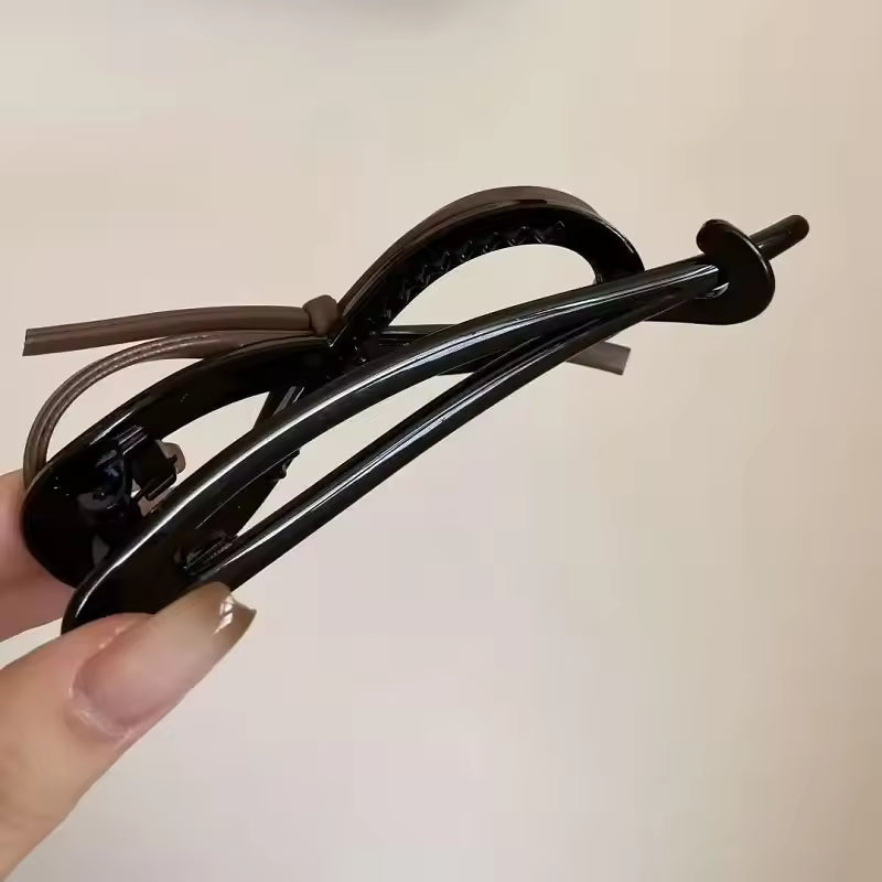 Velverra™ – PU Leather Bow Hair Clip (1+1 Free)