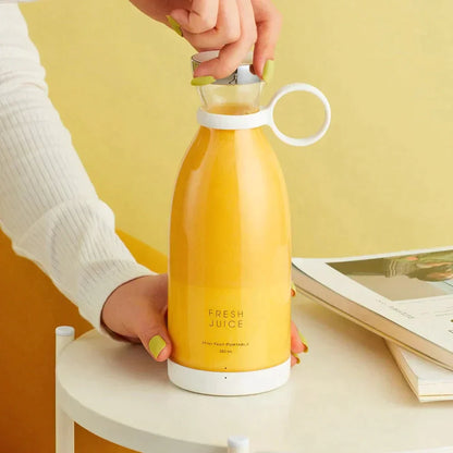 Vitablend™ - Portable Blender for Cool, Healthy Drinks Anywhere (60% Off)