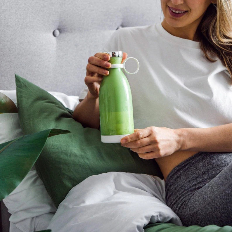 Vitablend™ - Portable Blender for Cool, Healthy Drinks Anywhere (60% Off)