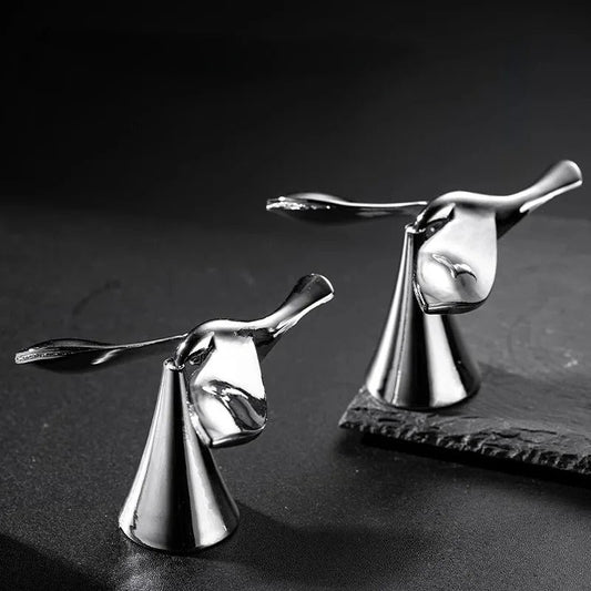 Aviro™ - Balancing Bird Bottle Opener (50% Off)